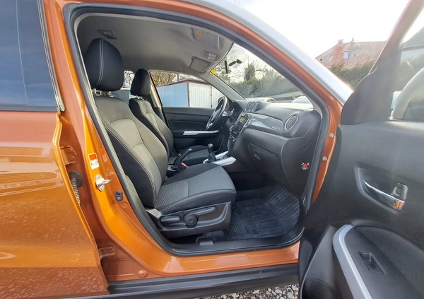 Suzuki Vitara cena 66900 przebieg: 126000, rok produkcji 2016 z Głubczyce małe 407